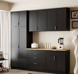 Cabinets pantry