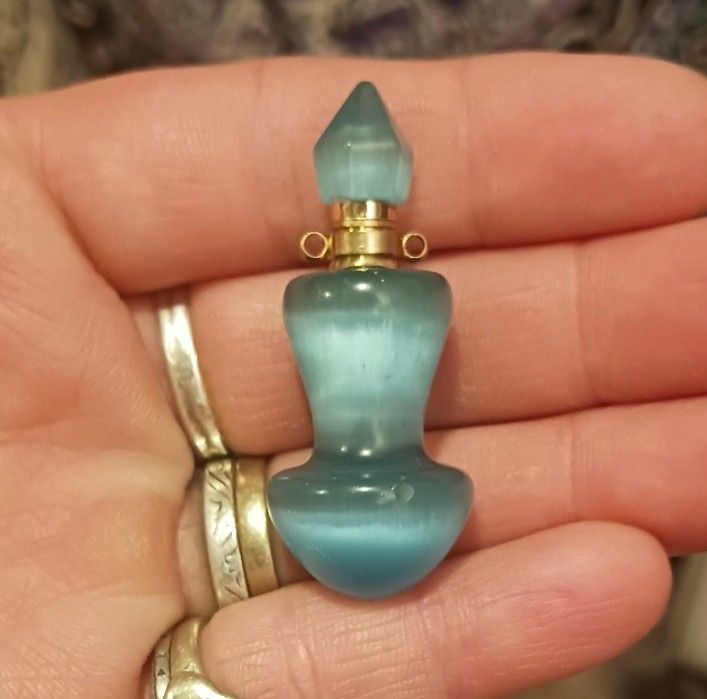 Blue Cat Eye Perfume Bottle Pendant 
