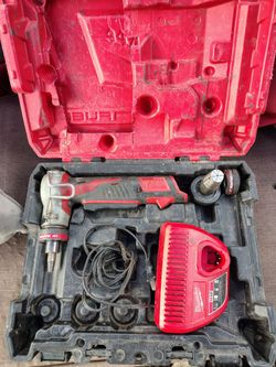 Milwaukee' pipe. Expander  12 volt