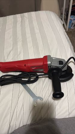 Grinder Milwaukee 4 1/2