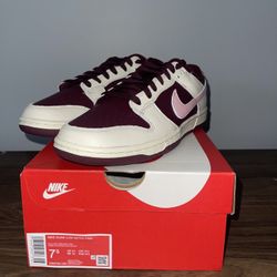 Nike Dunk Low Valentines Day men’s size 7.5
