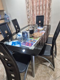 Glass Dinning Table With Six chairs