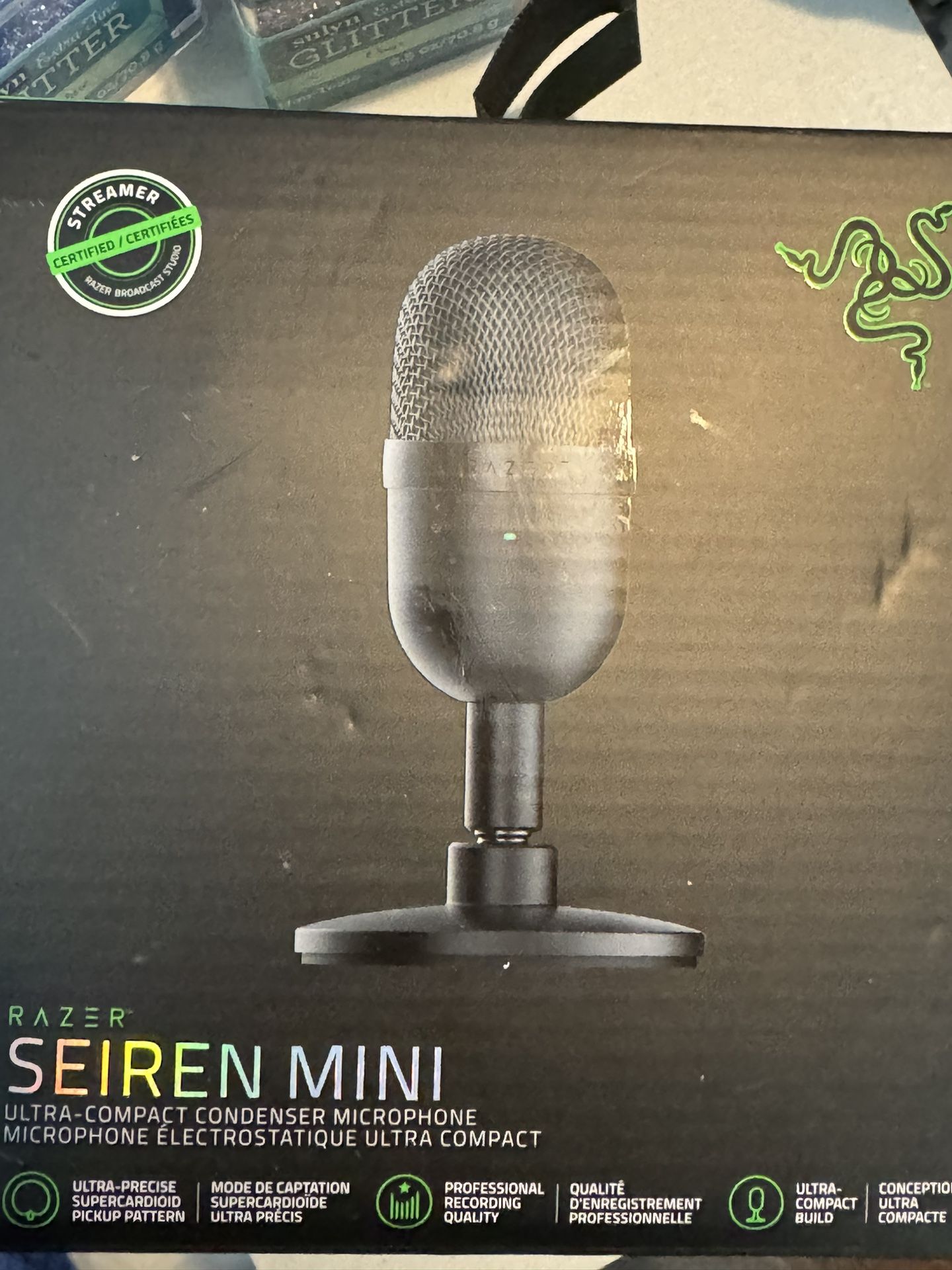 Microphone