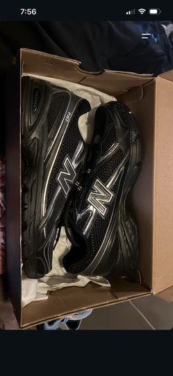New Balance Size 9 Brand New