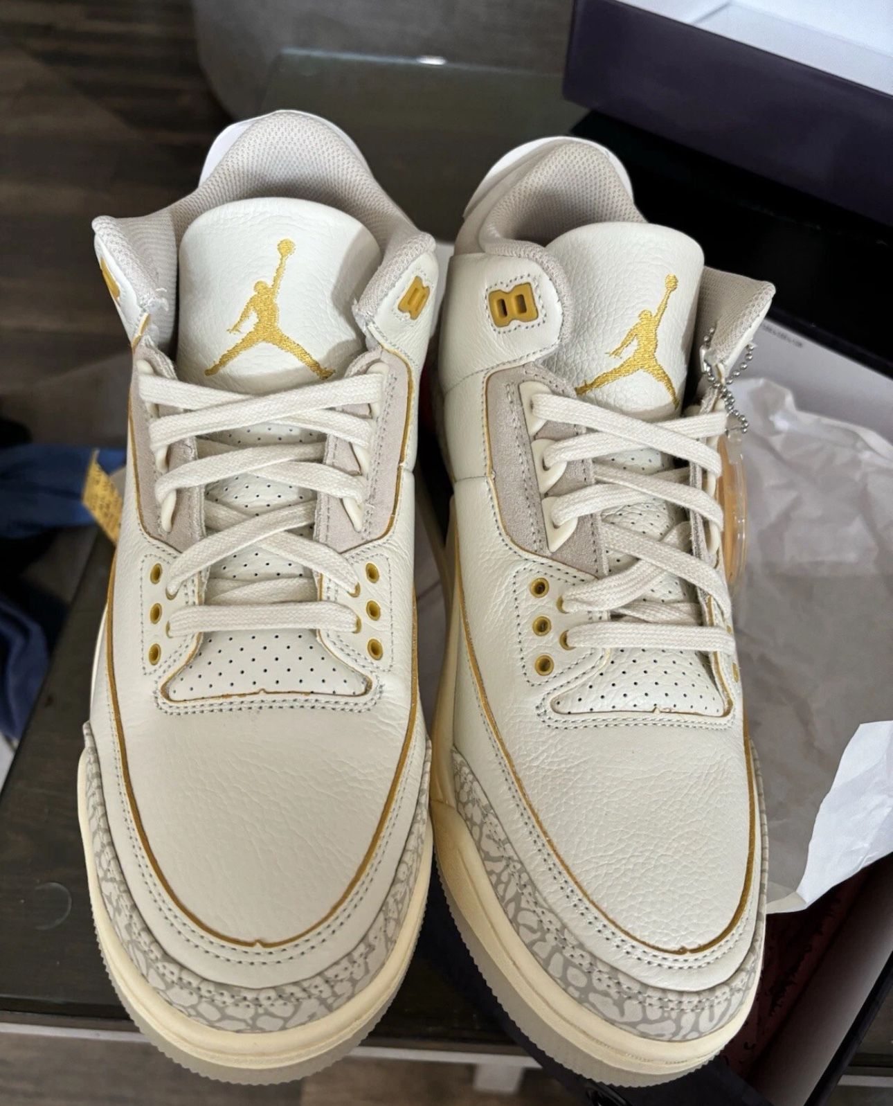 Air Jordan 3 Retro X J Balvin Medellin Sunset Size 9 DS