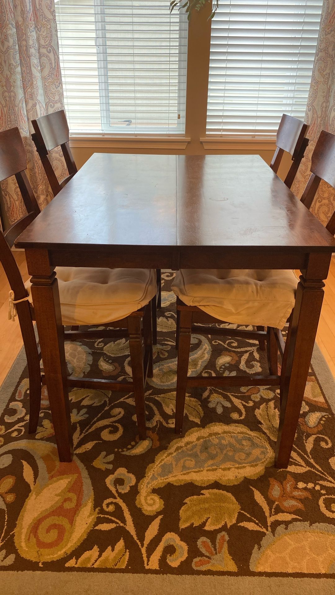 Dining Table Set