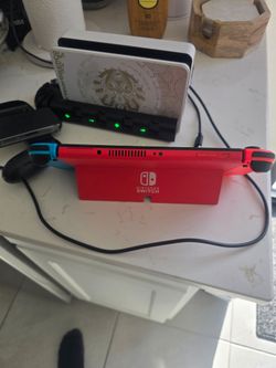 Switch Oled whit Dock Tears accessories and control and charger