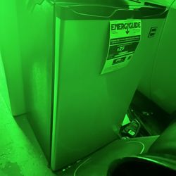 Koolatron Mini Freezer And RCA Mini Fridge Gently Used