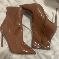 Boots Size 5