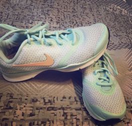 Nike Shoes !