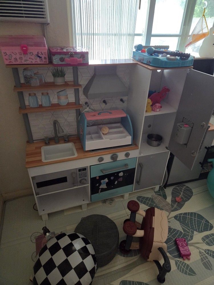Kid Kitchen