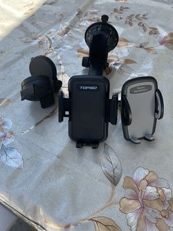 3 Phone Holders