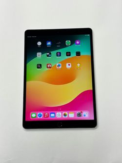 Apple iPad Pro 1st Gen A1709 10.5” Wi-Fi + Unlocked Cellular 64GB Tablet