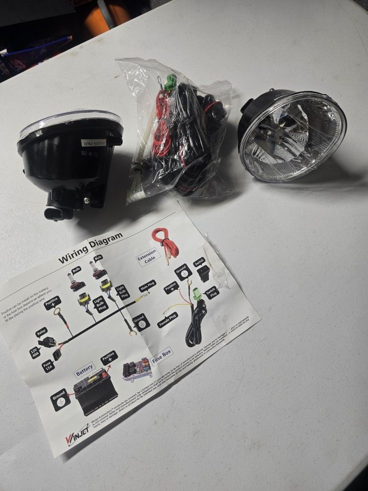CFWJ-0077-C Fog Light Kit – Universal – New – Lamps + Harness