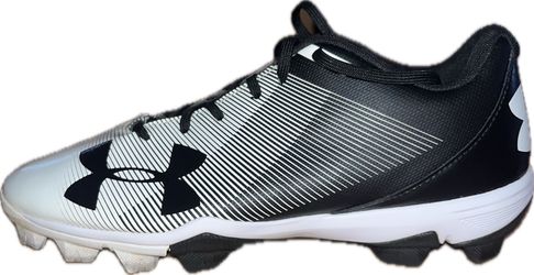 Under Armor US Leadoff Cleats Size 10