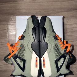 Jordan 4 