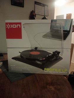 ION PROFILE LP VINYL CONVERSION TURNTABLE