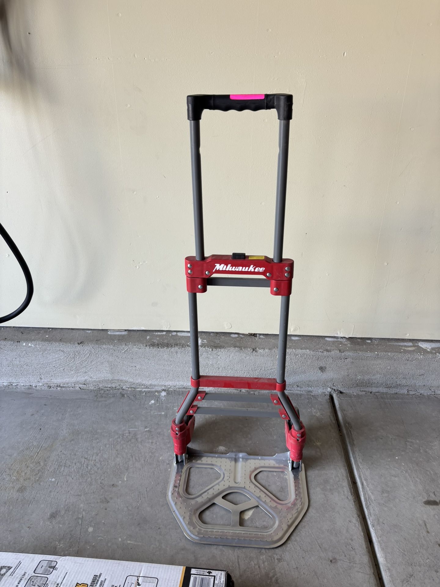 Milwuakee Hand Truck