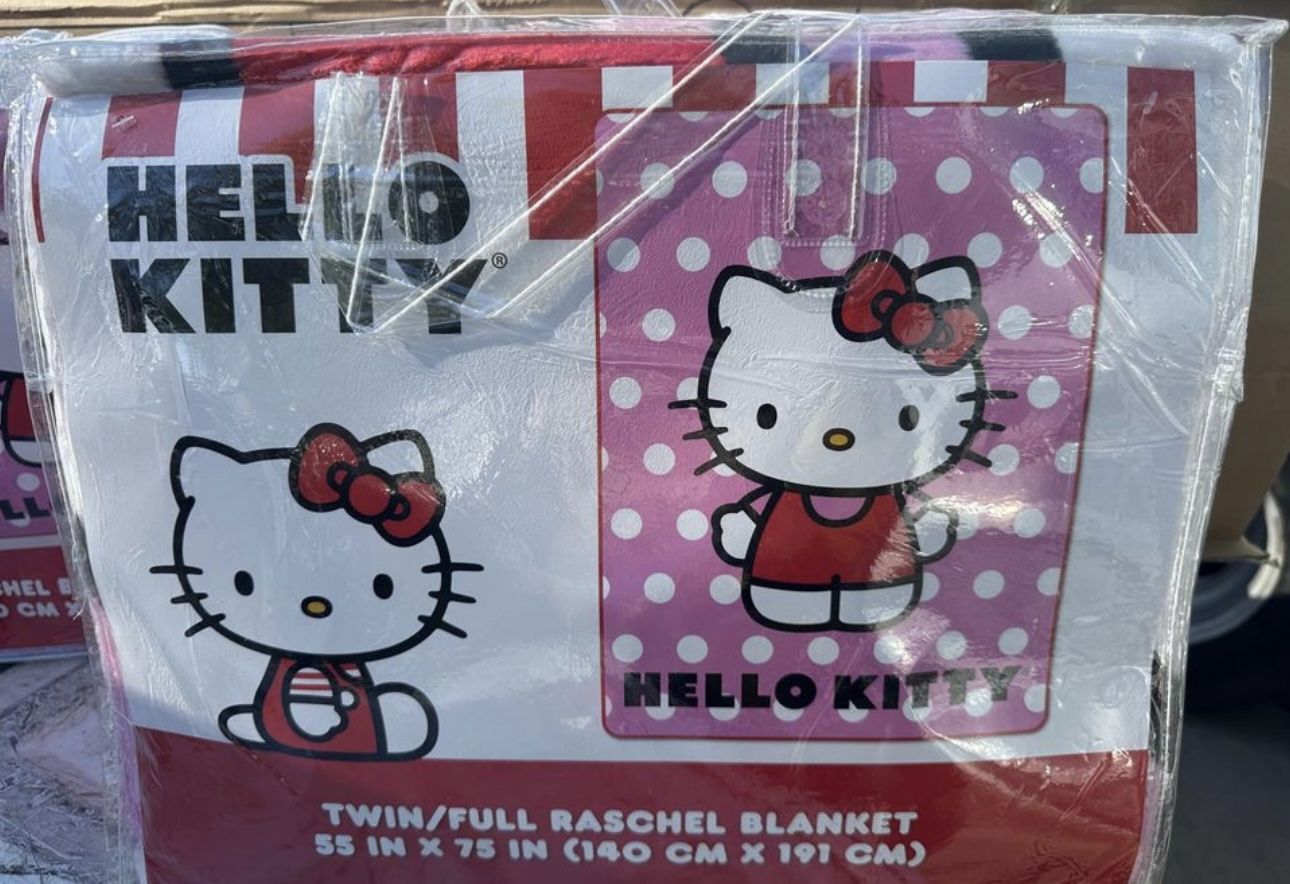 Hello Kitty Blanket 