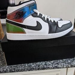 Jordan 1 Mid Size 9
