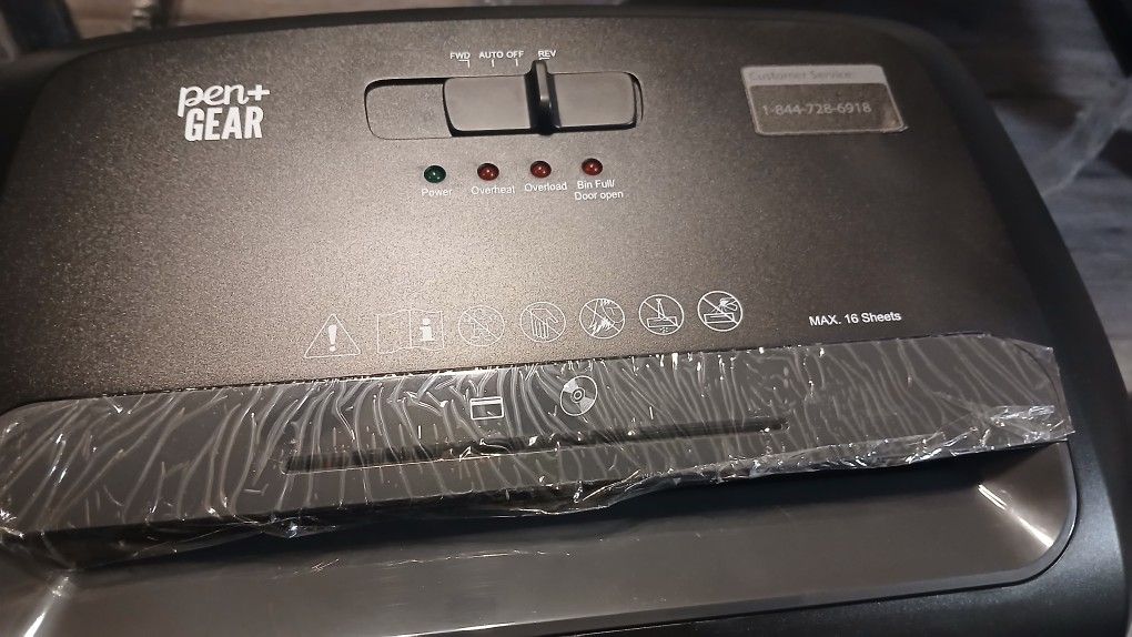 Pen+Gear 16-Sheet Cross-Cut Paper, CDs & DVDs, Credit Card Shredder, Black, 5.3 Gallon Container