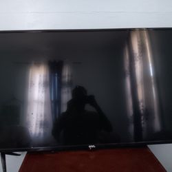 43 Inches Smart Roku Tv