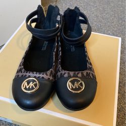 Size 2 Kids Michael Kors Shoes Worn Once! $10