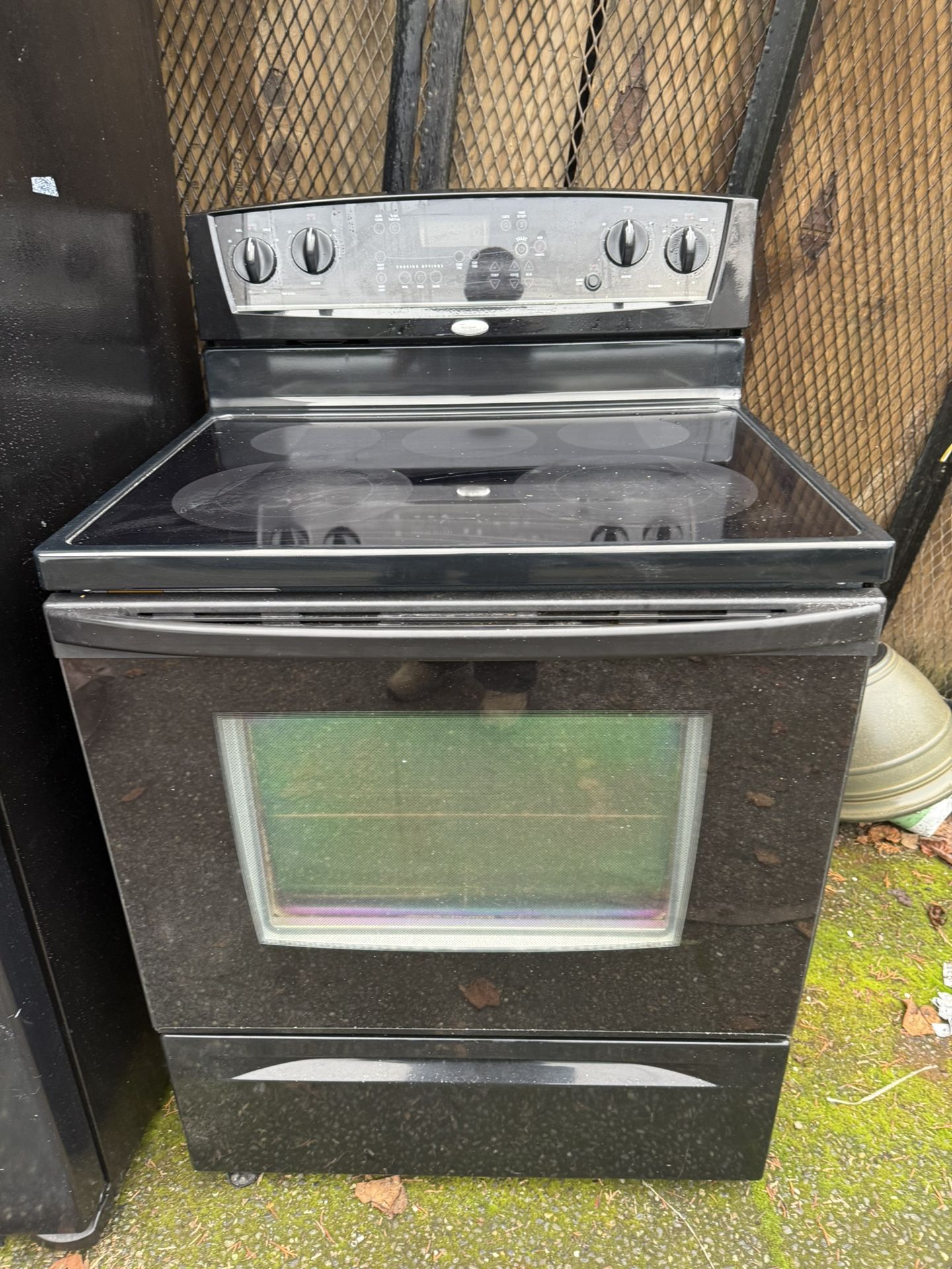 BLACK FRIDGE AND ELECTRIC RANGE-free Delivery 