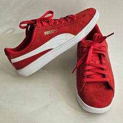 Women's Puma V2 Sneakers Size 8 Red Suede Foam Comfy