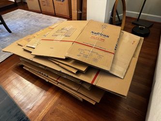 Moving boxes/packing supplies