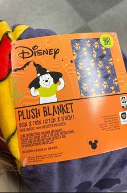 Disney Winnie the Pooh Halloween Plush Blanket