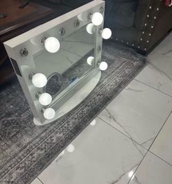 Impressions Vanity Hollywood Premiere Pro Vanity Touch Screen - Bluetooth Mirror