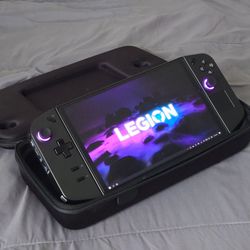 Lenovo Legion Go (512GB, Z1 Extreme)