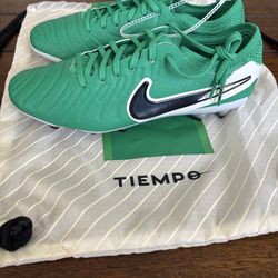 Nike tiempo legend 10 elite soccer cleats