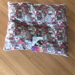 Christmas Pet Bed New 27” x 24” Machine Washable