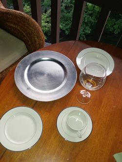 4 Place settings