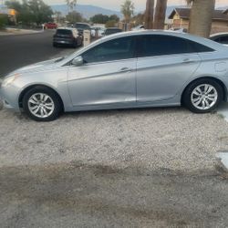 2011 Hyundai Santa