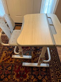 Kids study table