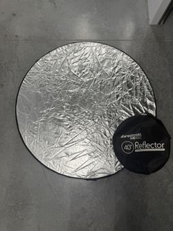 WESTCOTT 40” REFLECTOR