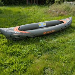 Kayak 2 person
Sevylor Tahiti inflatable kayak