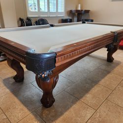 Pool Table Like New , Any Felt , Install