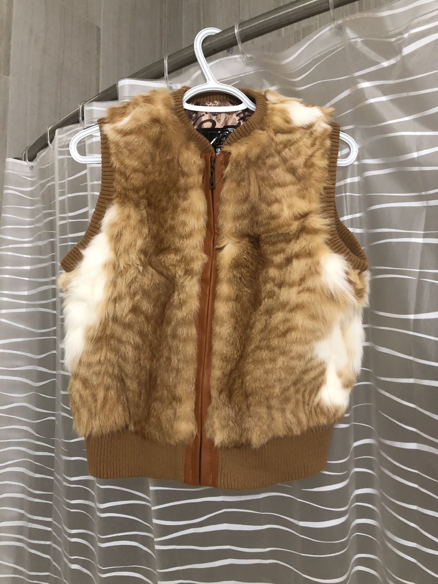 Fur vest