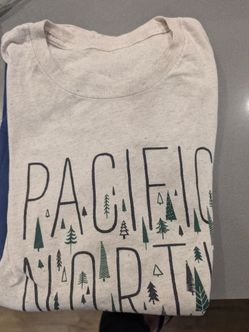 Women's M/L tee shirts