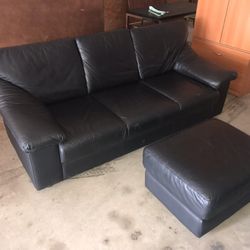 LEATHER SOFA WITH OTTOMAN 