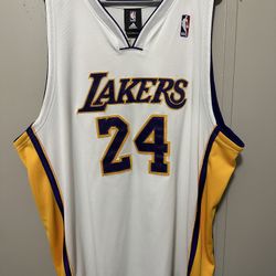 Authentic Kobe Bryant jersey 52