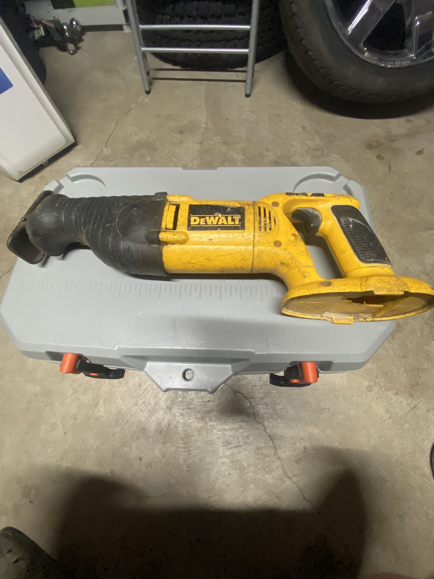 Dewalt Sawzall *Tool Only*