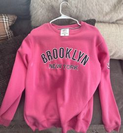 Brooklyn New York Pink Crewneck Sweatshirt Medium