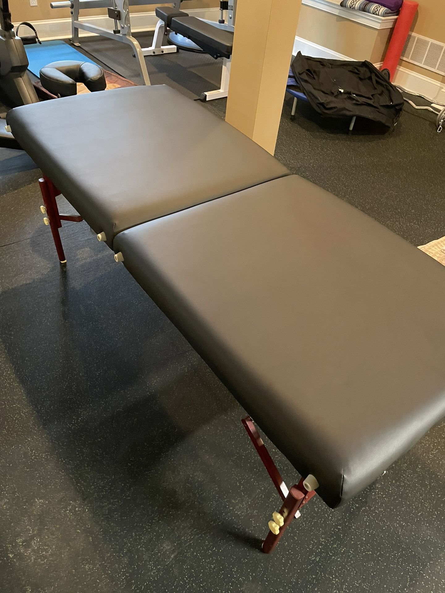 Heated massage Table