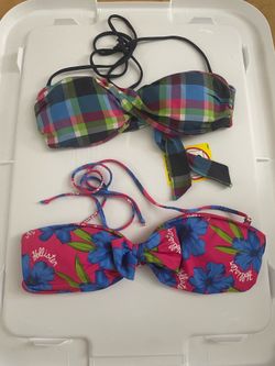 hollister - 2 bikini tops