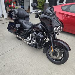 2010 Harley Davidson FLHTCUSE5